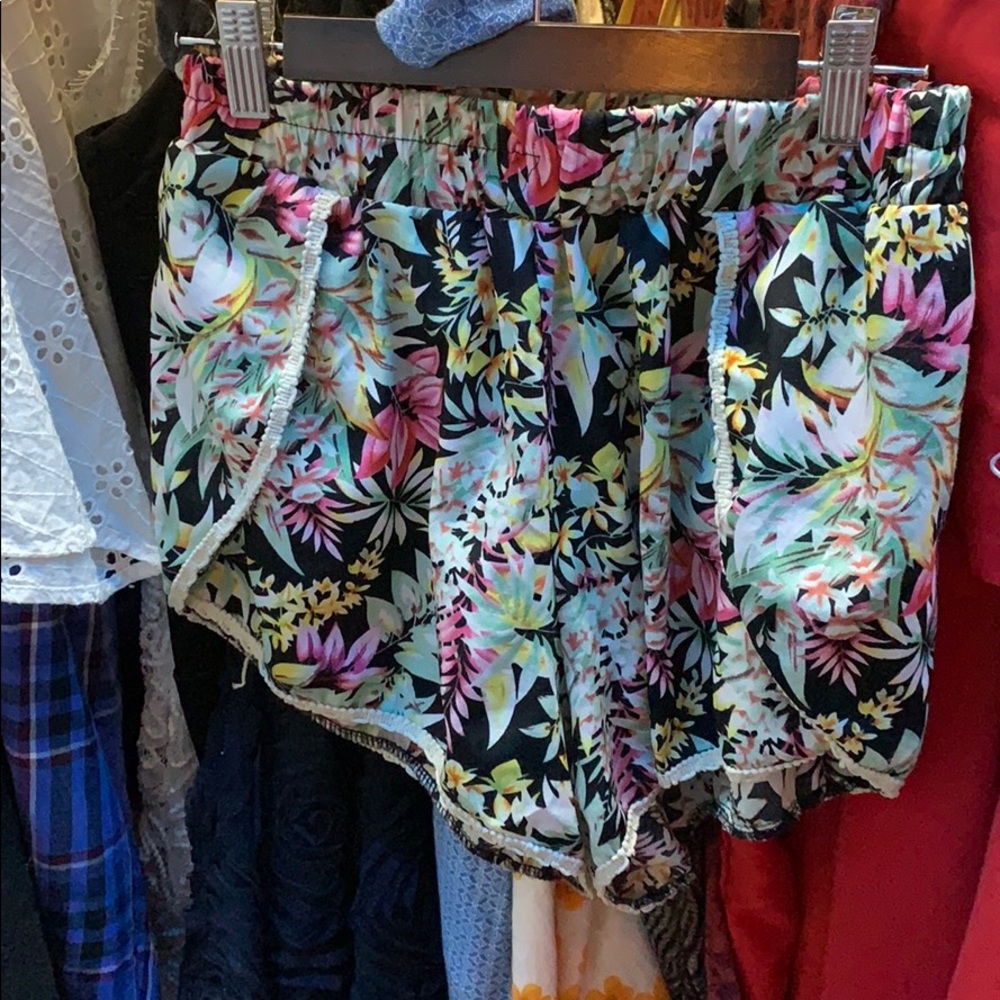 Floral tropical shorts